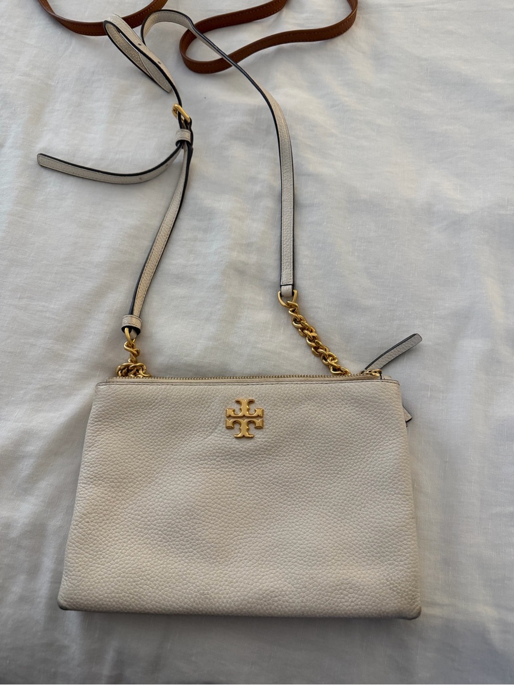 Tory Burch Off-White Pebbled Leather Crossbody with Gold Logo